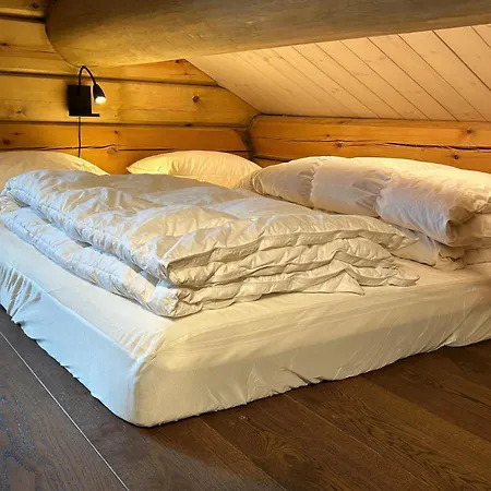 3 Bedroom Stunning In Semesterbostad